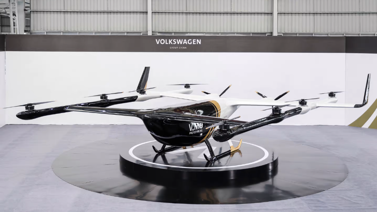 Volkswagen elektrikli uçan aracını tanıttı