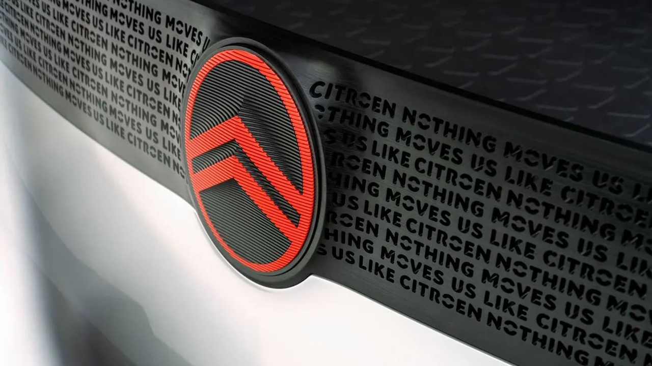 Citroen'in yeni logosu ve sloganı tanıtıldı! Rengarenk olacak