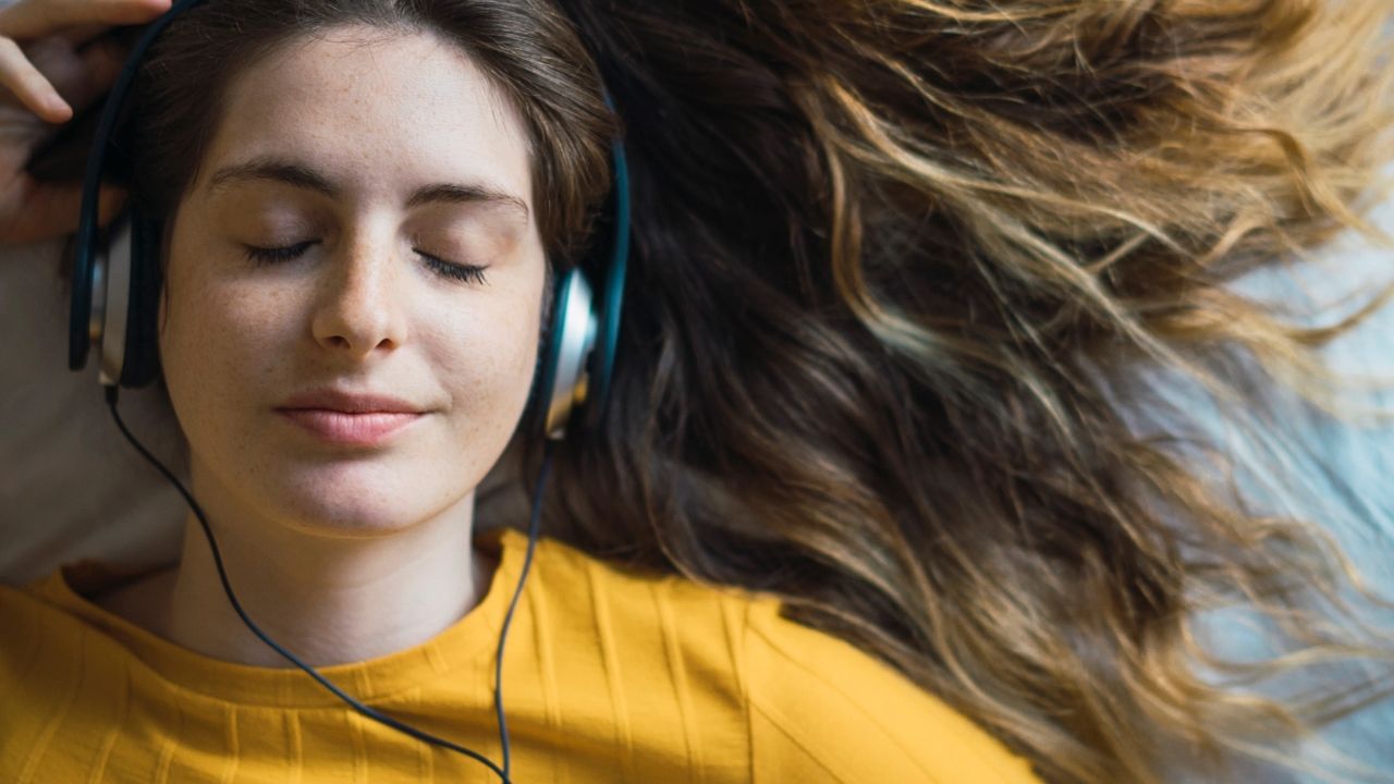 Bu şarkılar stres seviyenizi azaltıyor: Rahatlamak için dinleyin