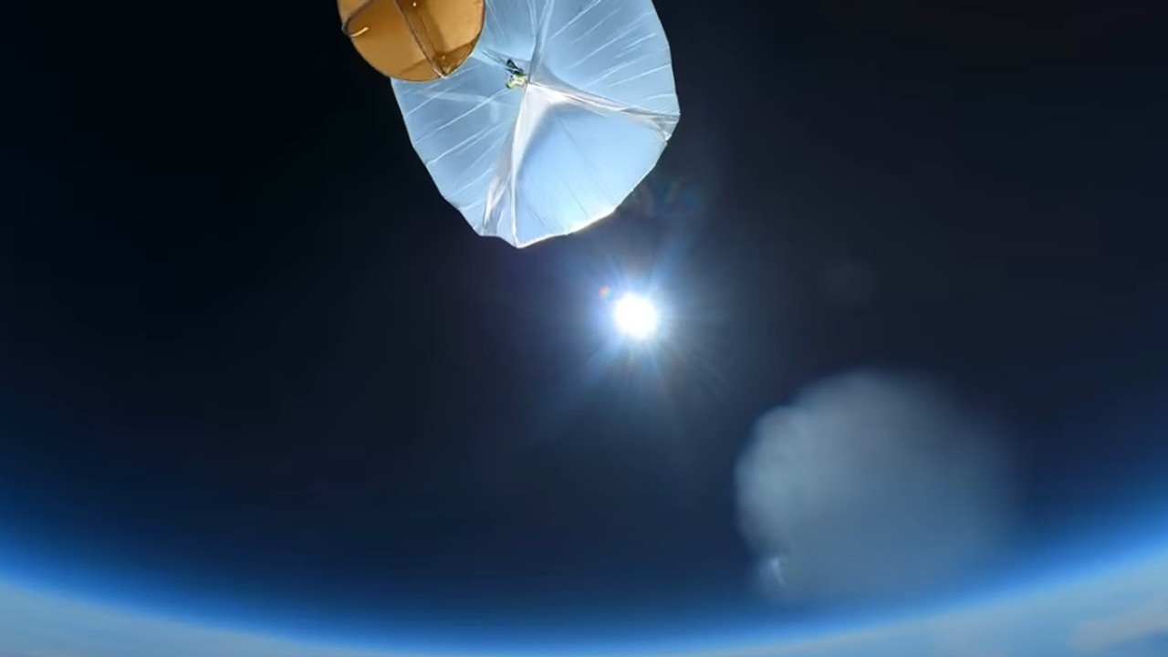 Uzaydan Dünya'ya çatlamadan yumurta attılar! İlk astronot yumurta