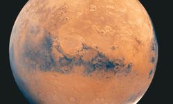Mars kraterinde nadir volkanik minerallere rastlanıldı!