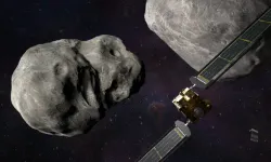 NASA'nın vurduğu asteroit, yörüngesini değiştirdi!