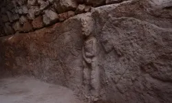 Göbekli Tepe yakınlarında bulundu: 11.000 yıllık duvar oyması tarihe geçti