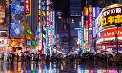 Japonya, Tokyo'dan ayrılmaları için ailelere çocuk başına 1 milyon yen teklif ediyor
