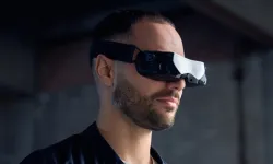 Dünyanın en küçük VR gözlüğü tanıtıldı!