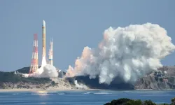 Japonya'nın H3 roketi, kendini patlatma komutu verd!