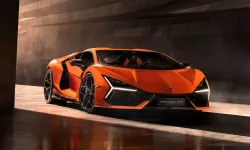 Lamborghini'nin yeni hibrit süper arabası!