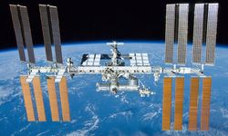 Uluslararası Uzay İstasyonu'ndaki astronot ve kozmonotlar 6 ay sonra Dünya'ya döndü!