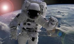NASA, uzay yürüyüşüne çıkan astronotlarının görüntüsünü paylaştı