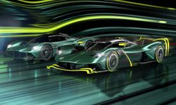 Yeni Aston Martin Valkyrie AMR Pro'nun göz kamaştıran görüntüleri