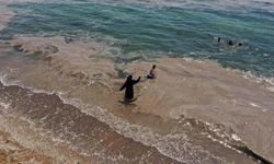 Doktorlar uyarıyor! Marmara'da denize girmek yasaklanmalı