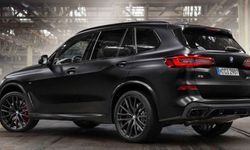Adeta ateş ediyor: BMW, 2022 model X5 Black Vermilion'u tanıttı