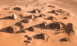 Arkeologlardan ilginç keşif! Eski İslam mezarları, galaksiler gibi kümelenmiş…