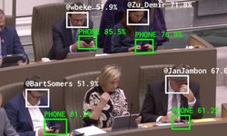 Belçika'da telefonlarıyla ilgilenen milletvekillerini ifşa eden uygulama geliştirildi