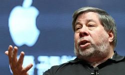Apple'ın kurucularından Wozniak: iPhone 12 ve 13'ün farkını anlayamadım