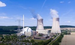 Almanya kalan nükleer santrallerinin yarısını daha kapattı