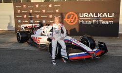 Haas, Rus pilot Mazepin ve Rus sponsor Uralkali ile yollarını ayırdı!