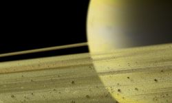 Güneş sisteminin prensesi Satürn’ün ikonik halkaları yok oluyor!