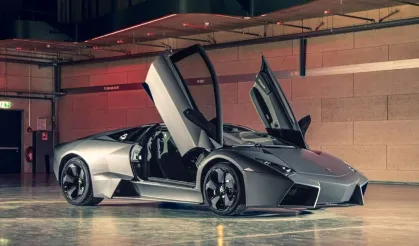 Sadece 20 tane var: Lamborghini Reventon açık artırmaya çıkıyor