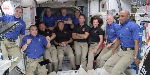 SpaceX’in 4 astronotu ISS’e ulaştı!