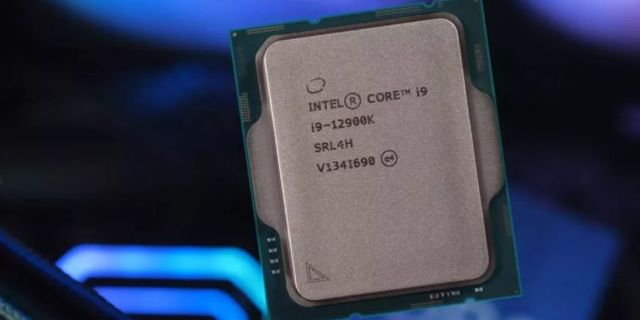 Intel Core i9-12900KS hız aşırtma rekoru kırdı!