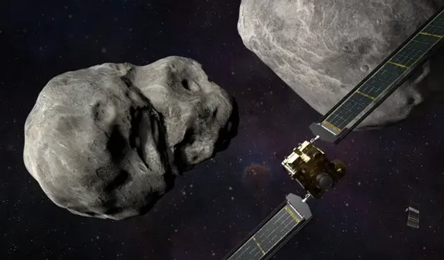 NASA'nın vurduğu asteroit, yörüngesini değiştirdi!