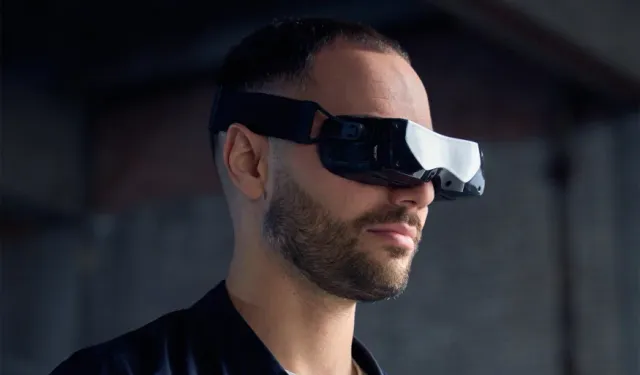 Dünyanın en küçük VR gözlüğü tanıtıldı!