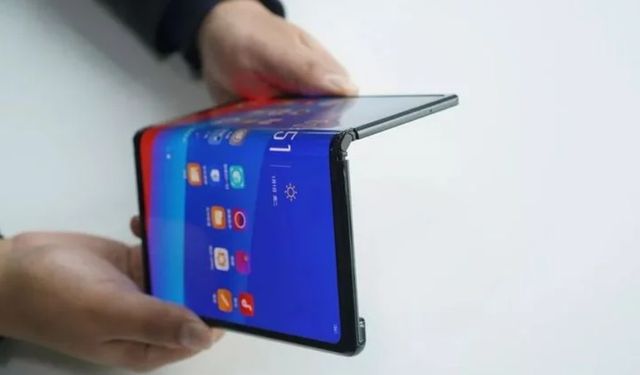 OPPO'nun katlanabilir telefonunun piyasaya sürüleceği tarih belli oldu