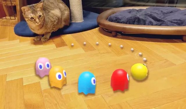 Google Search, Pac-Man ve Hello Kitty'i artırılmış gerçekliğe dönüştürüyor!