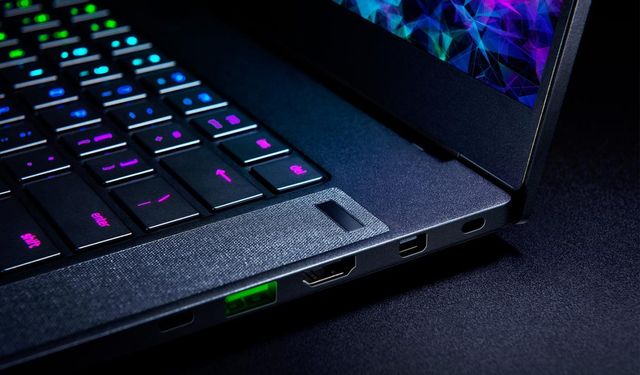 Razer nihayet ilk AMD işlemcili dizüstü bilgisayarını piyasaya sürebilir!