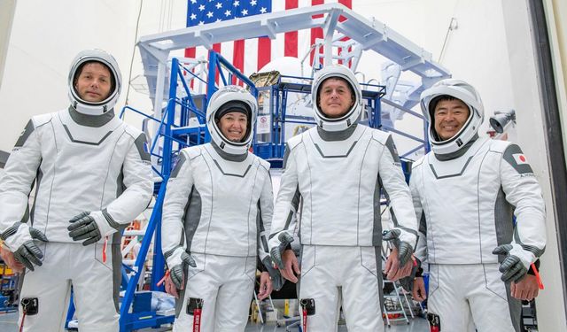 Astronot ekibi, SpaceX-NASA ortaklığında Uluslararası Uzay İstasyonu'na gönderildi!