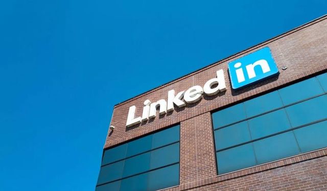 Facebook'tan sonra şimdi de LinkedIn! Bilgilerimiz çalınmaya devam ediyor...