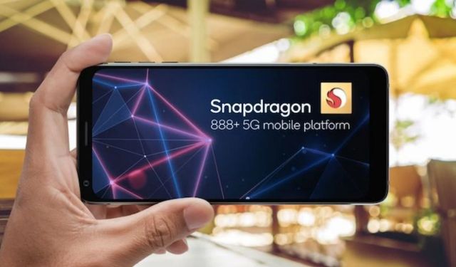 Snapdragon 888 Plus resmen tanıtıldı! Telefonlar uçacak!