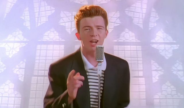 "Never Gonna Give You Up" YouTube'da 1 milyar izlenmeye ulaştı