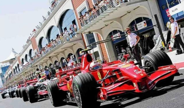 Heyecanla beklenen Formula 1 Türkiye Grand Prix'si ertelendi!