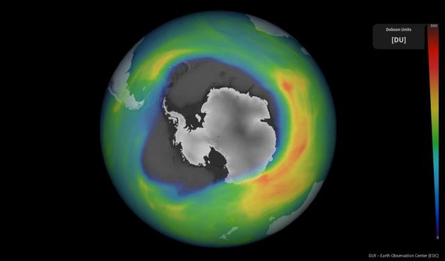 Ozon tabakasındaki deliğin boyutu artık Antarktika'dan daha büyük...