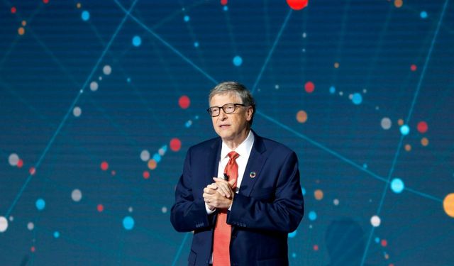 Bill Gates, salgının bitirilmesi için gerekli 3 maddeyi açıkladı