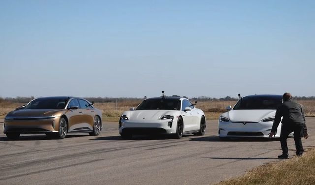 Elektrikli otomobilin kralları Tesla, Lucid ve Porsche drag yarışında kapıştı! - VİDEO