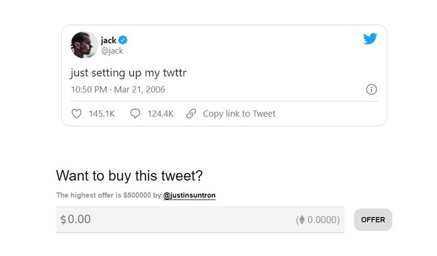 Twitter CEO’sunun attığı ilk tweet 2,5 milyon dolara satıldı!