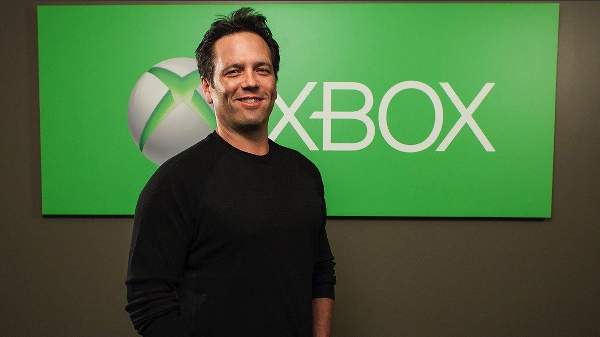 Phil-Spencer-Xbox-Series-X-donanim
